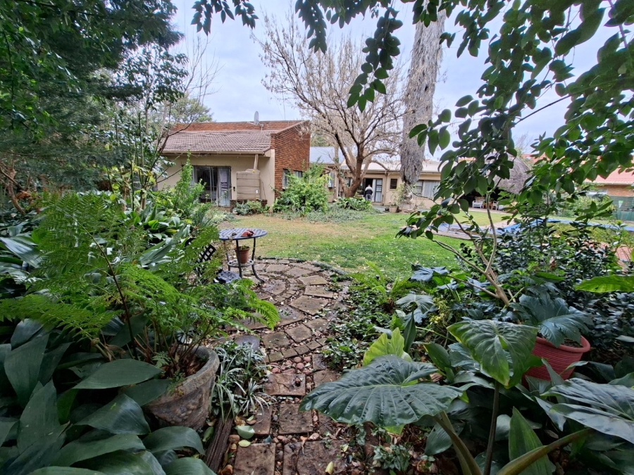 5 Bedroom Property for Sale in Dan Pienaar Free State